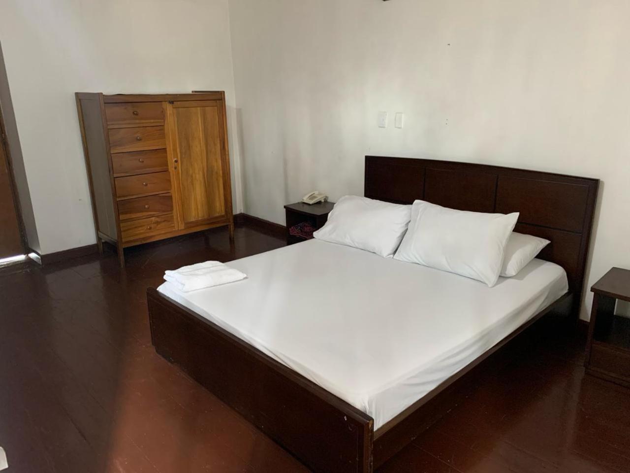 Hostal Boutique Del Regidor Буга Екстериор снимка