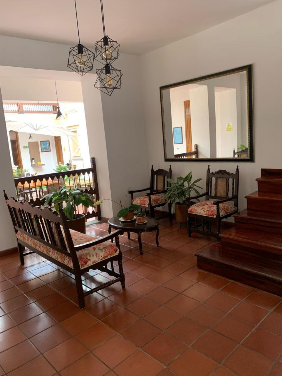 Hostal Boutique Del Regidor Буга Екстериор снимка